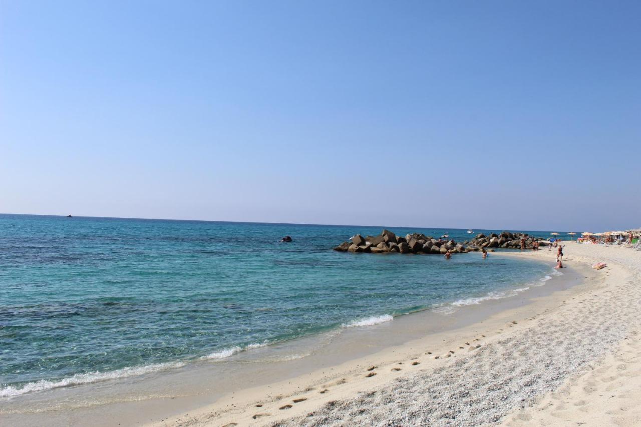 Residenza Gherly Aparthotel Capo Vaticano Kültér fotó