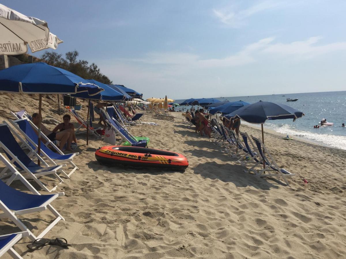 Residenza Gherly Aparthotel Capo Vaticano Kültér fotó